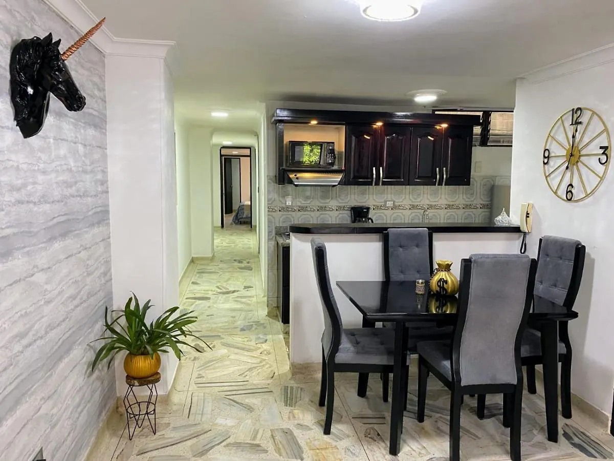 Apartamento Con Excelente Ubicacion Διαμέρισμα Μεντεγίν
